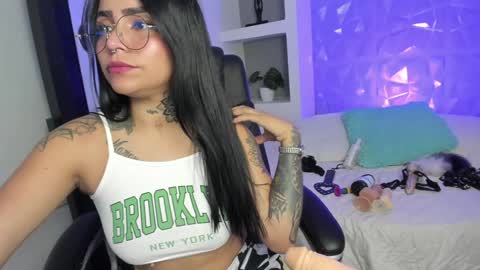 Georgina online show from 01.11.25