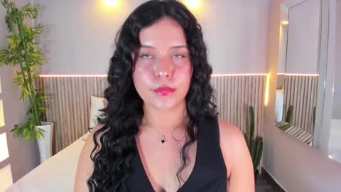 Snapshot of georginareyes chatting on 09.09.25 GeorginaReyes online show from 09.09.25