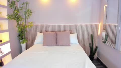 GeorginaReyes  online show from 09.29.25