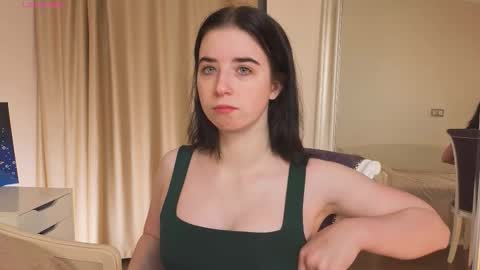 My name is Kelly online show from 11.05.25