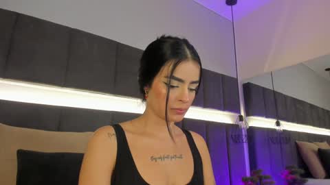 Kendal  online show from 01.20.25