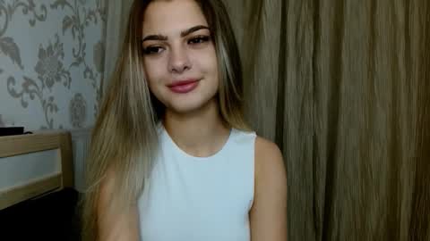 Snapshot of gerda_bloempje chatting on 10.07.25 Gerda online show from 10.07.25