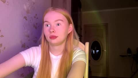 Snapshot of gerishingleton chatting on 10.06.25 Amelia online show from 10.06.25