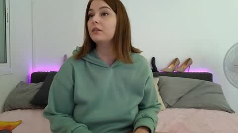 Snapshot of germangirl1996 chatting on 12.26.24 Nadine online show from 12.26.24