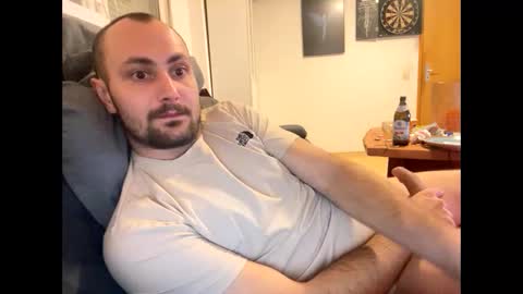 Snapshot of germanpaul11 chatting on 11.19.25 Paul online show from 11.19.25