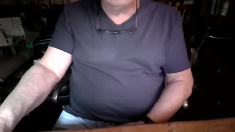 Snapshot of gerrardjj chatting on 02.11.25 Jason online show from 02.11.25