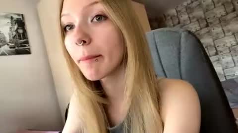 Sophie online show from 06.28.26