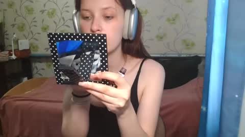 Snapshot of gertrudhore chatting on 05.18.26 Anna online show from 05.18.26