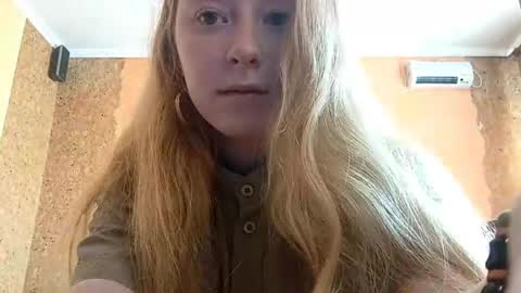 Snapshot of gertrudisturbe chatting on 05.02.26 Kate online show from 05.02.26
