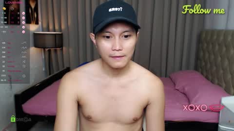 Snapshot of gerwinlover chatting on 10.06.25 jester online show from 10.06.25