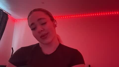 Snapshot of ghislainealvarracin chatting on 03.16.26 Ann online show from 03.16.26