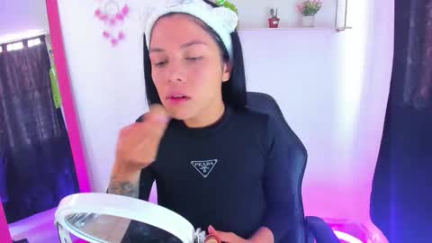 giaaaa   online show from 02.16.26