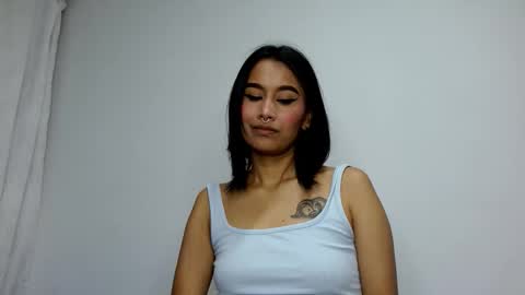 Gia Lee online show from 09.28.25