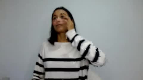 Gia Lee online show from 09.30.25