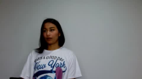 Gia Lee online show from 10.08.25