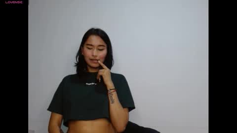 Gia Lee online show from 11.07.25