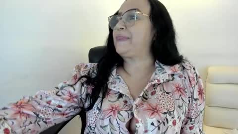 nahomi online show from 01.05.25
