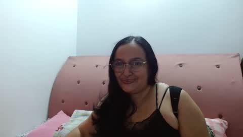nahomi online show from 02.23.25