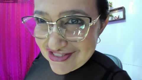 nahomi online show from 11.18.25