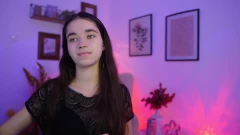 Gia Paige18 online show from 11.25.25