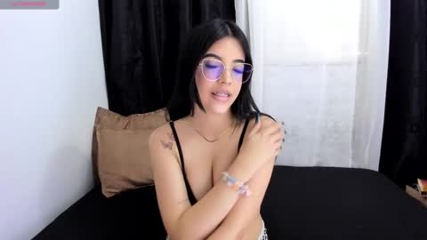 Giada----------------------------- 12pm to 6pm COL online show from 02.12.25