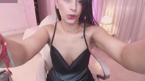 Gia online show from 12.18.24