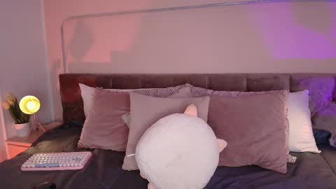 Gia online show from 02.27.25