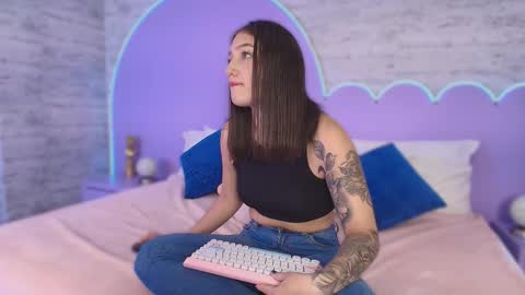 Gia online show from 01.13.26