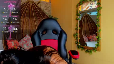 Snapshot of giafu chatting on 12.30.24 Gia  online show from 12.30.24