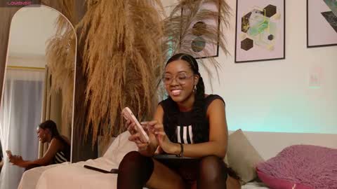 Gia  online show from 10.09.25