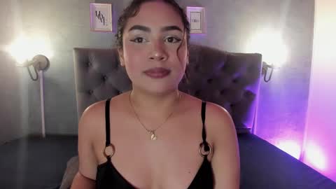 Snapshot of giannaslimjb chatting on 09.20.25 giannaslimjb online show from 09.20.25