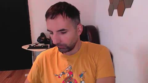 Snapshot of gianni_lion chatting on 10.16.25 Gianni online show from 10.16.25