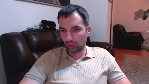 Snapshot of gianni_lion chatting on 11.04.25 Gianni online show from 11.04.25