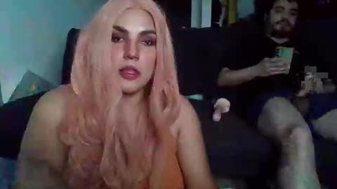 Snapshot of giaplum chatting on 09.16.25 Gia online show from 09.16.25