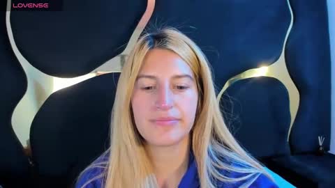 GiaRoussel online show from 02.15.26