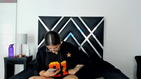 Gia and Tx online show from 04.25.26