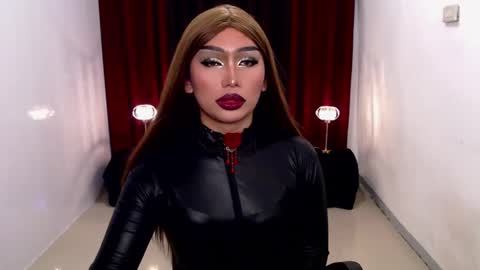 Gia X online show from 12.17.24