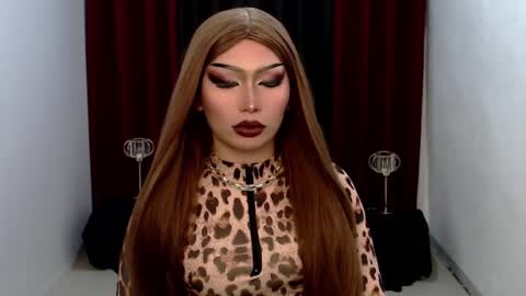 Gia X online show from 01.08.25