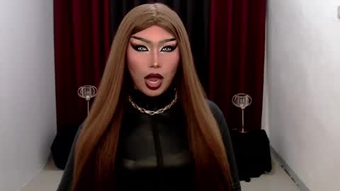 Gia X online show from 01.12.25