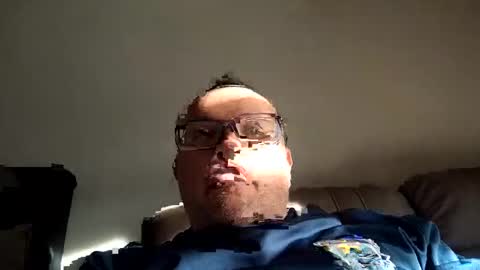 Snapshot of giddyup2222222 chatting on 11.23.25 giddyup2222222 online show from 11.23.25