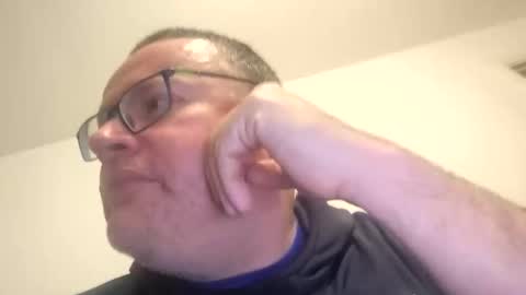 Snapshot of giddyup2222222 chatting on 12.22.25 giddyup2222222 online show from 12.22.25