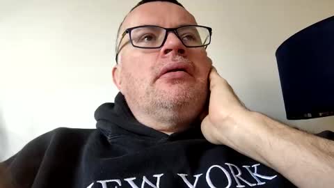 Snapshot of giddyup2222222 chatting on 02.15.26 giddyup2222222 online show from 02.15.26