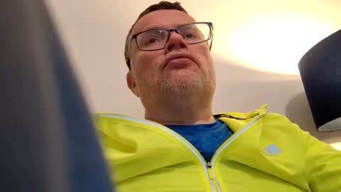 Snapshot of giddyup2222222 chatting on 03.24.26 giddyup2222222 online show from 03.24.26