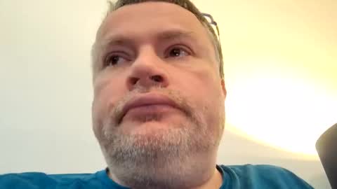 Snapshot of giddyup2222222 chatting on 03.25.26 giddyup2222222 online show from 03.25.26