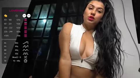 Snapshot of gigi_loved chatting on 12.18.24 Gigi online show from 12.18.24
