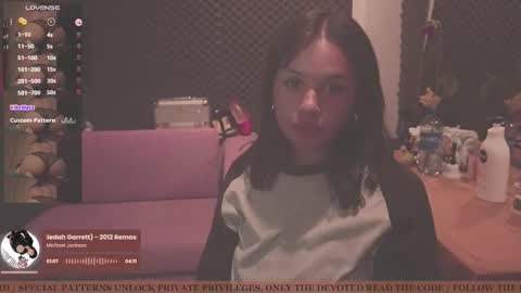 Snapshot of gigifontaine_ chatting on 09.25.25 Gigi independet model P online show from 09.25.25