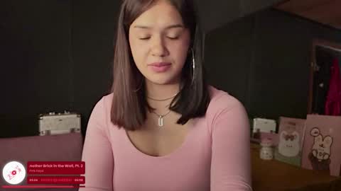 Snapshot of gigifontaine_ chatting on 09.28.25 Gigi independet model P online show from 09.28.25