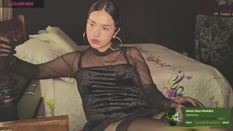 Snapshot of gigifontaine_ chatting on 10.12.25 Gigi independet model P online show from 10.12.25