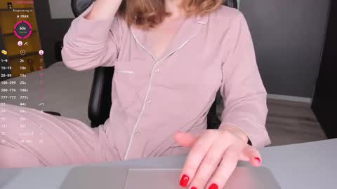 gigihadd online show from 03.27.26