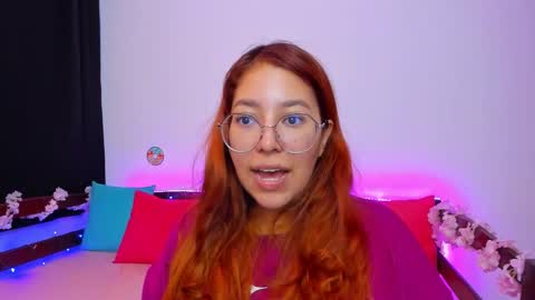 gigimooon online show from 09.21.25